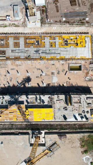 Betão armado em fase avançada no Edifício A, na Póvoa de Varzim
